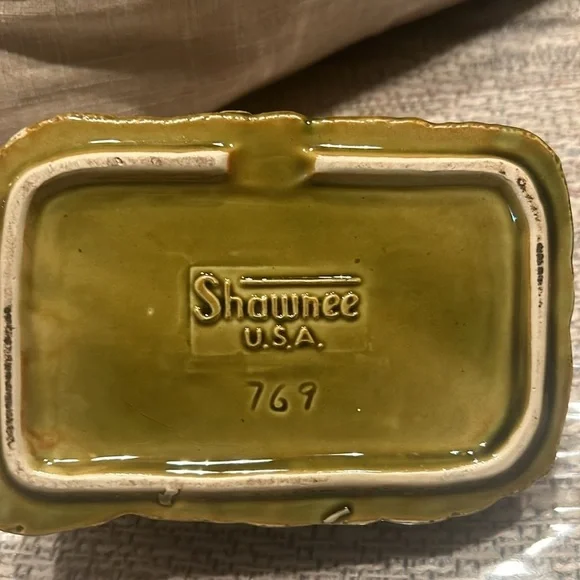 Pottery - Picture 3 of 3